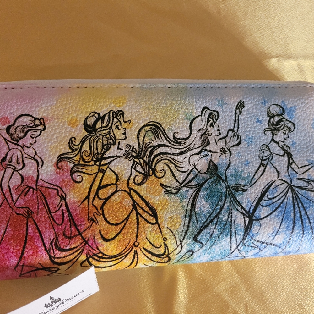 BRAND NEW DISNEY PRINCESS WALLET